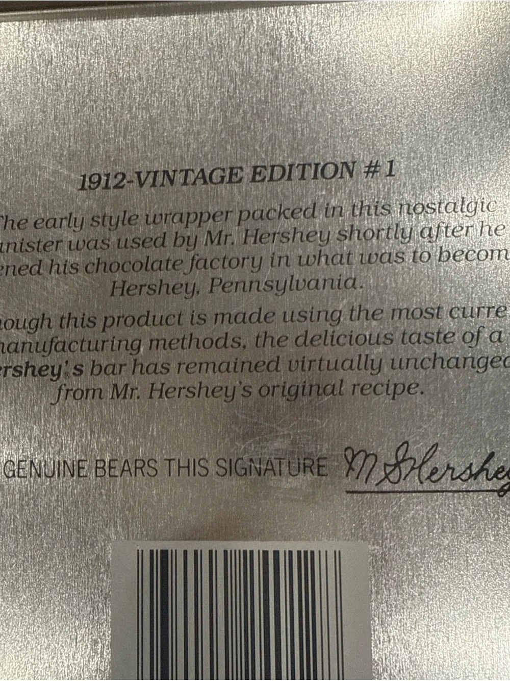Hershey’s decorative tin